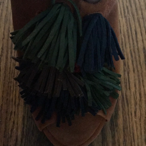 Three inch heels size 9. Suede - Picture 3 of 7